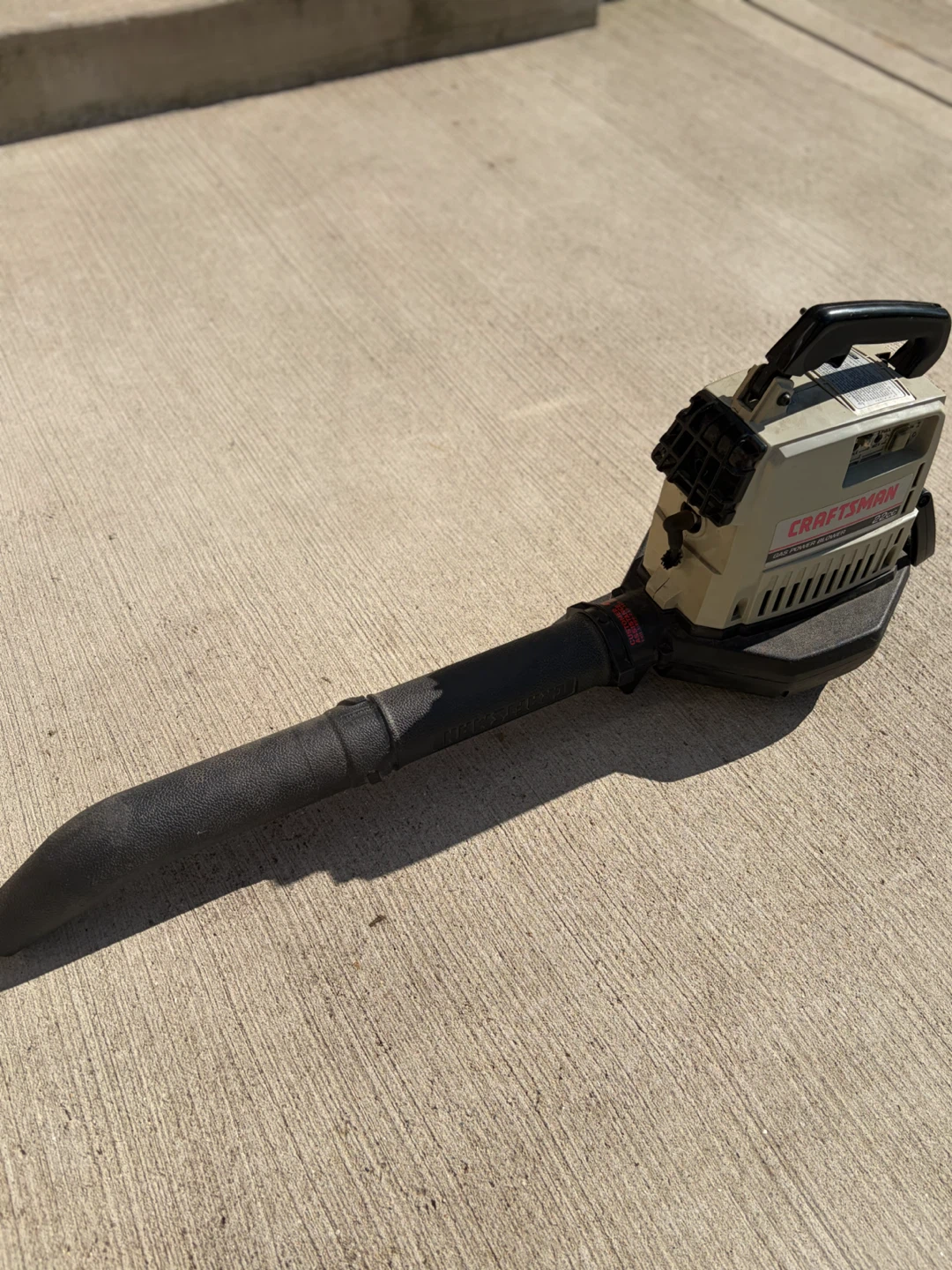 Craftsman 22cc Gas Powered Leaf Blower - photo 3