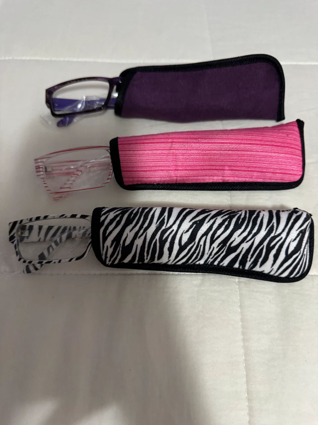 BRAND NEW Fashionable Reading Glasses with Cases