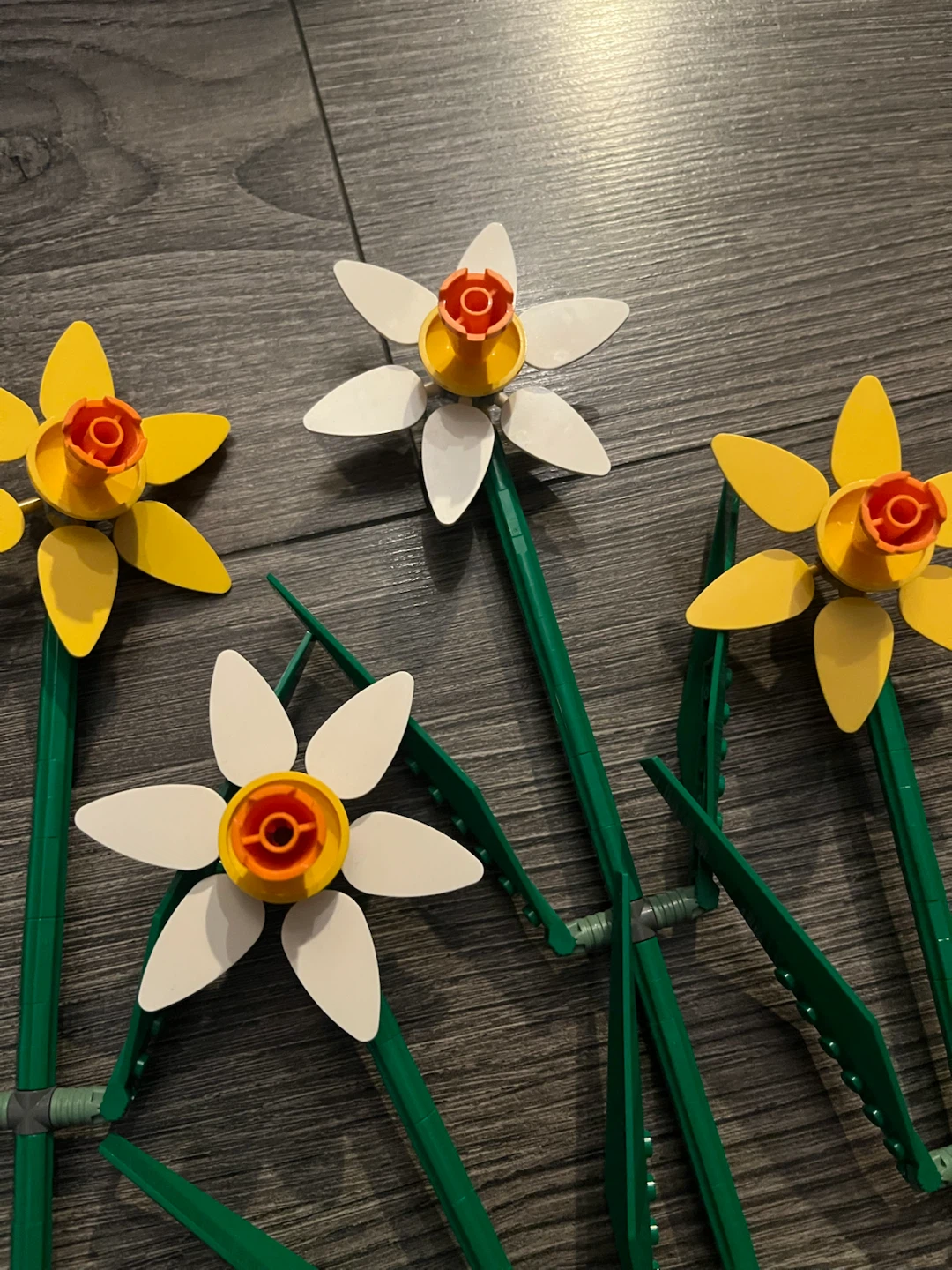 Lego Daffodils - photo 3