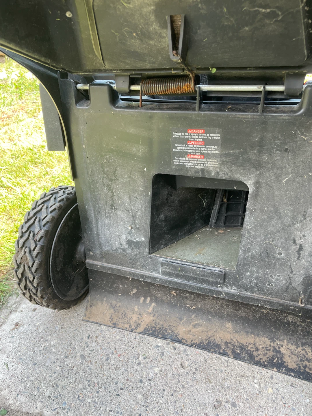 Battery lawnmower (not work - read description) - photo 3