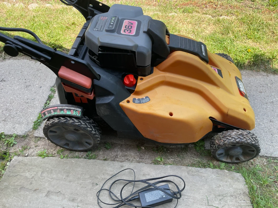 Battery lawnmower (not work - read description) - photo 4