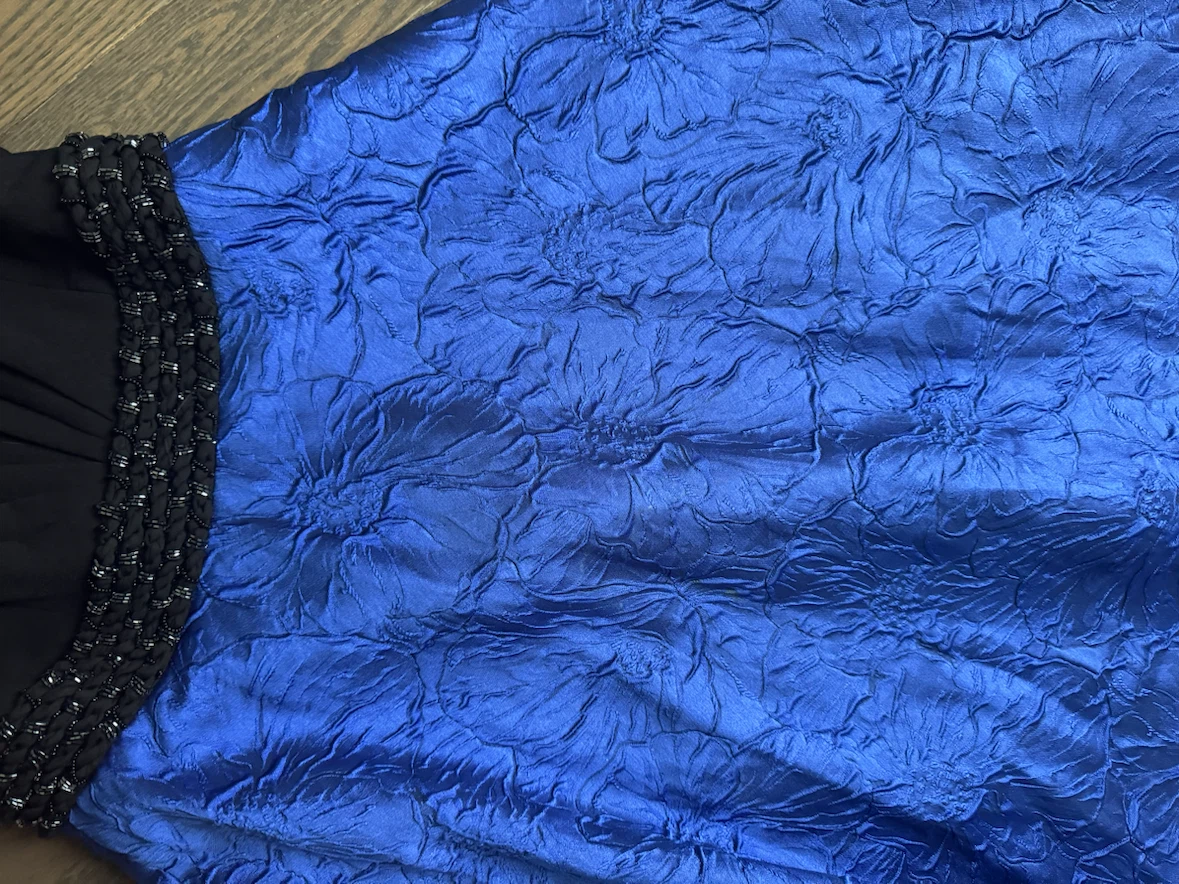 Carmen Marc Valvo Blue & Black Beaded Dress Size 4 - photo 4
