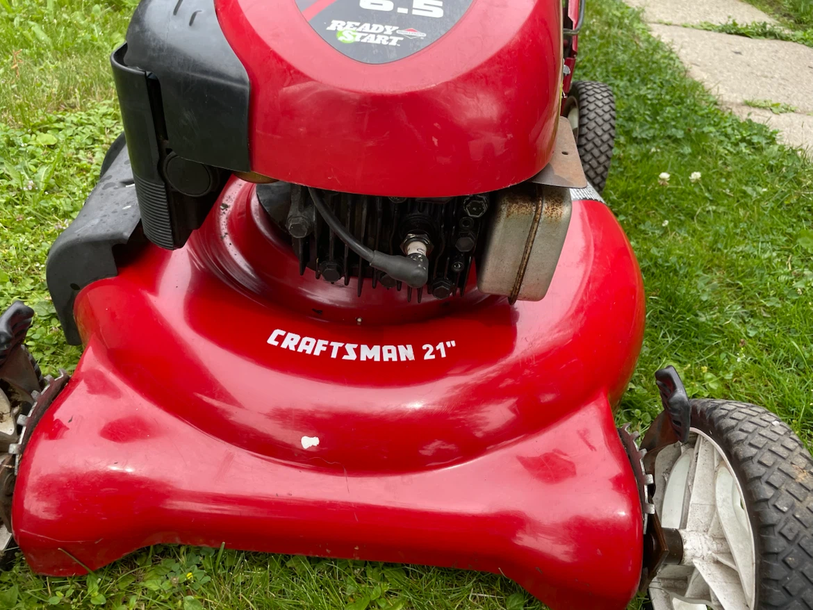 Gas lawnmower, delivery - photo 5