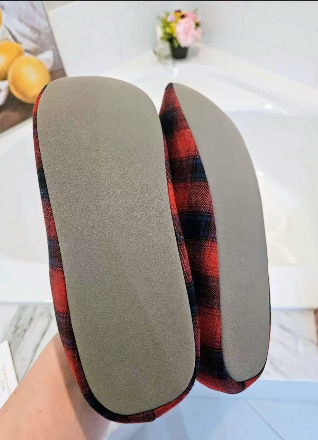 UNIQLO Plaid Slippers - NEED TO SELL EVERYTHING - photo 2