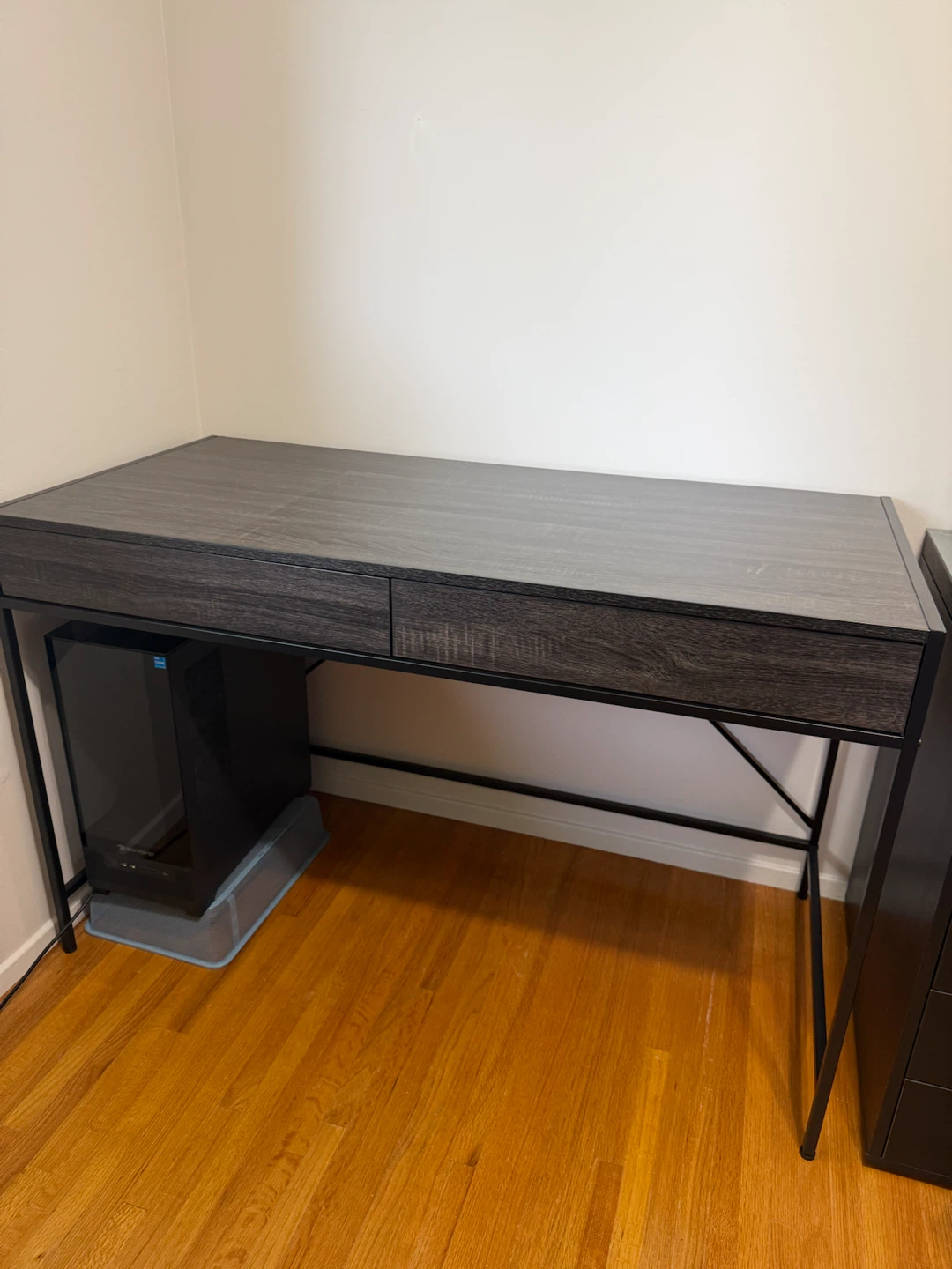 NEW Modern Computer Desk with 2 Drawers