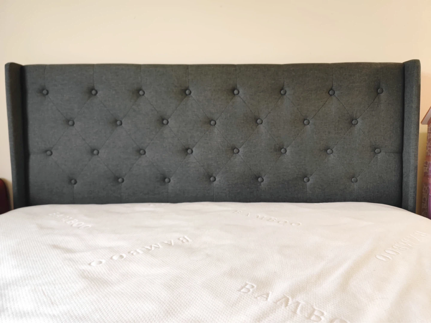 Queen Size Bedframe and Mattress in new condition - photo 3