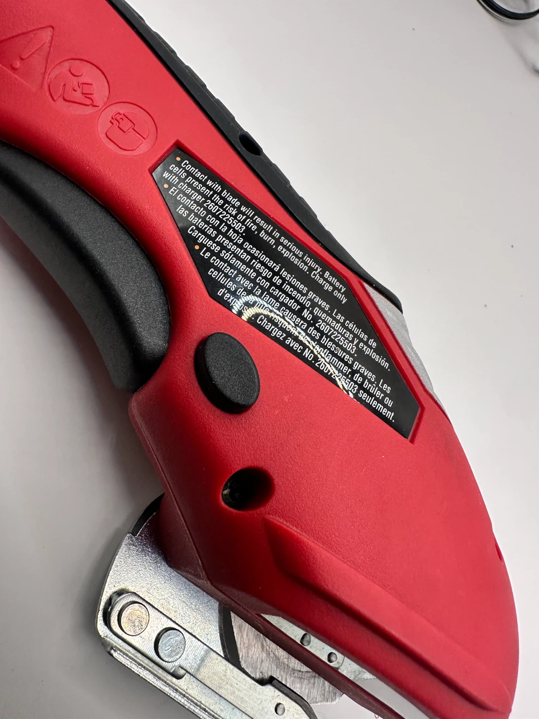 SKIL Auto Sharp Cordless Rotary Cutter - photo 4