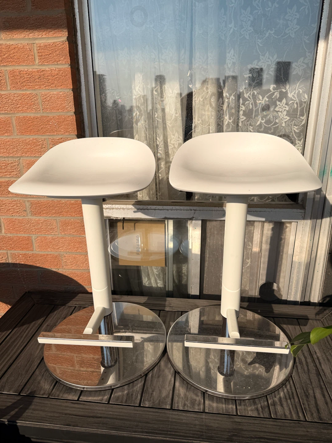 IKEA JANINGE bar stools (2 stools)