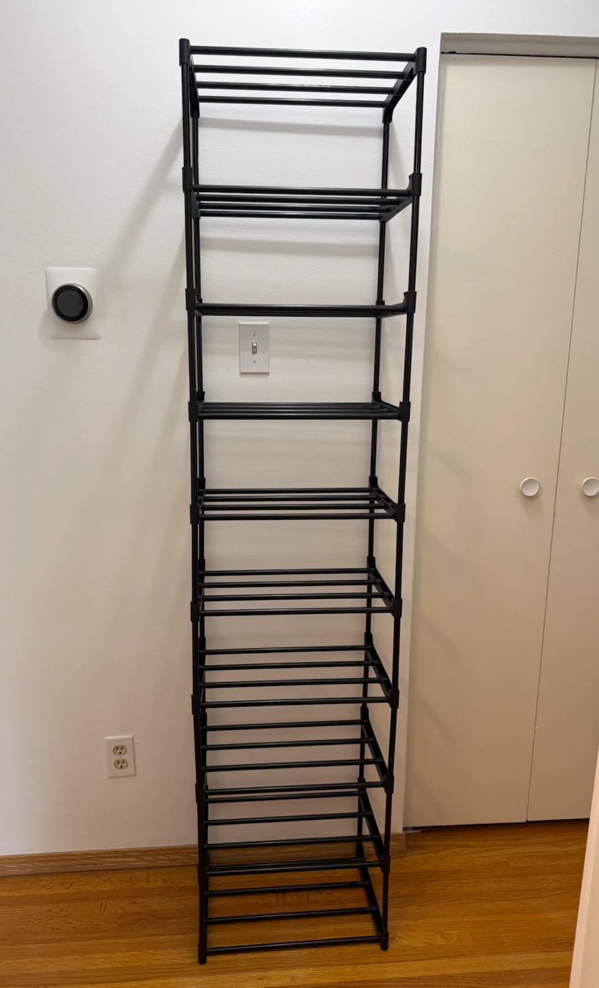 LIKE NEW 10-Tier Black Shoe Rack – Holds 20–30 Pairs