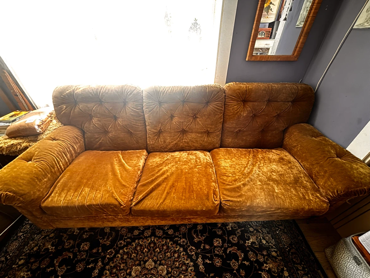 Velvet Tufted Sofa - Amber