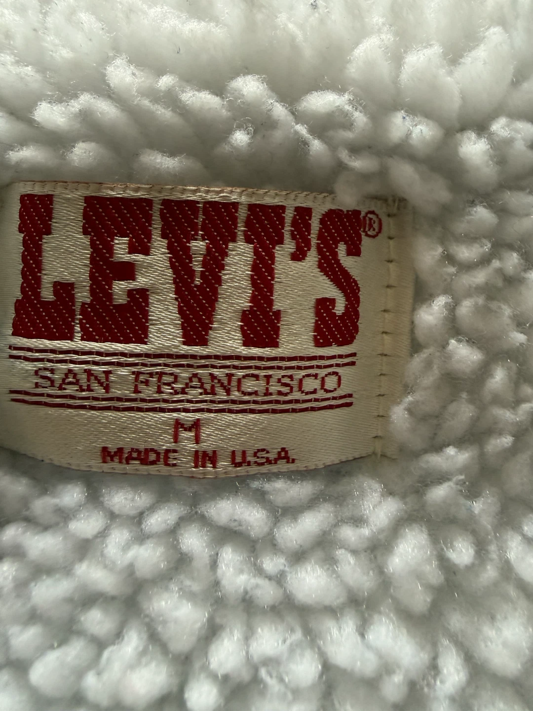 VINTAGE LEVI’S ShERPA JACKET
