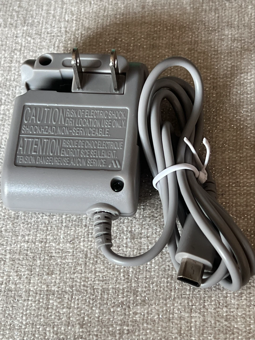 Nintendo AC Adapter USG-002 - photo 4