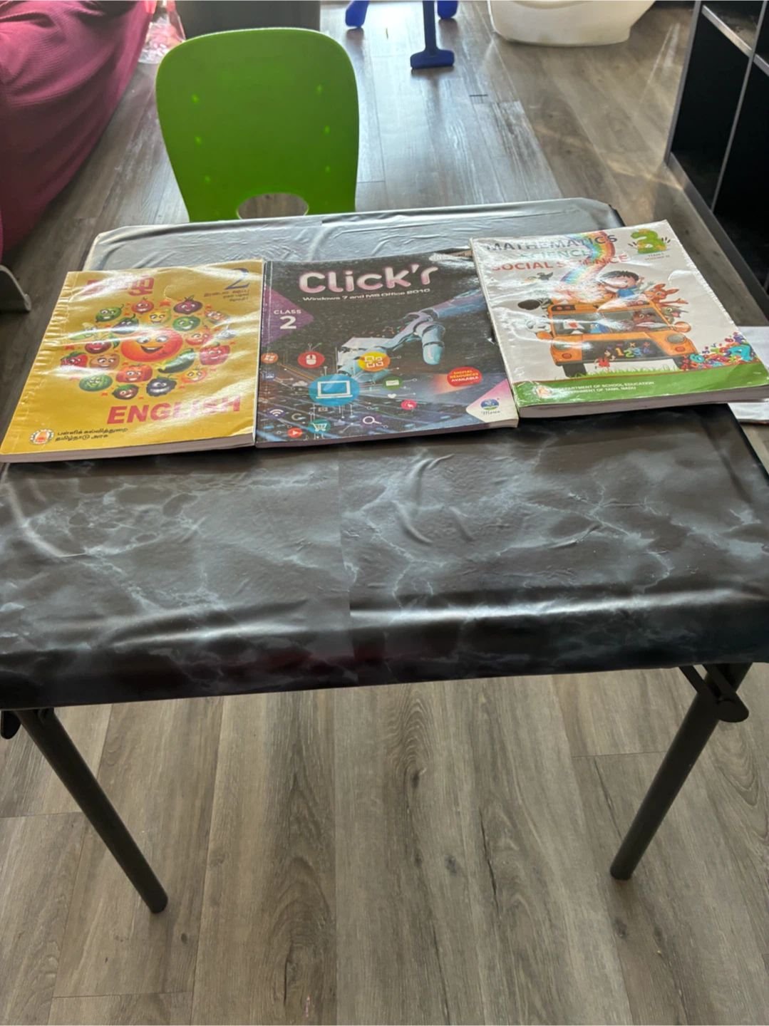 Kids table and chair