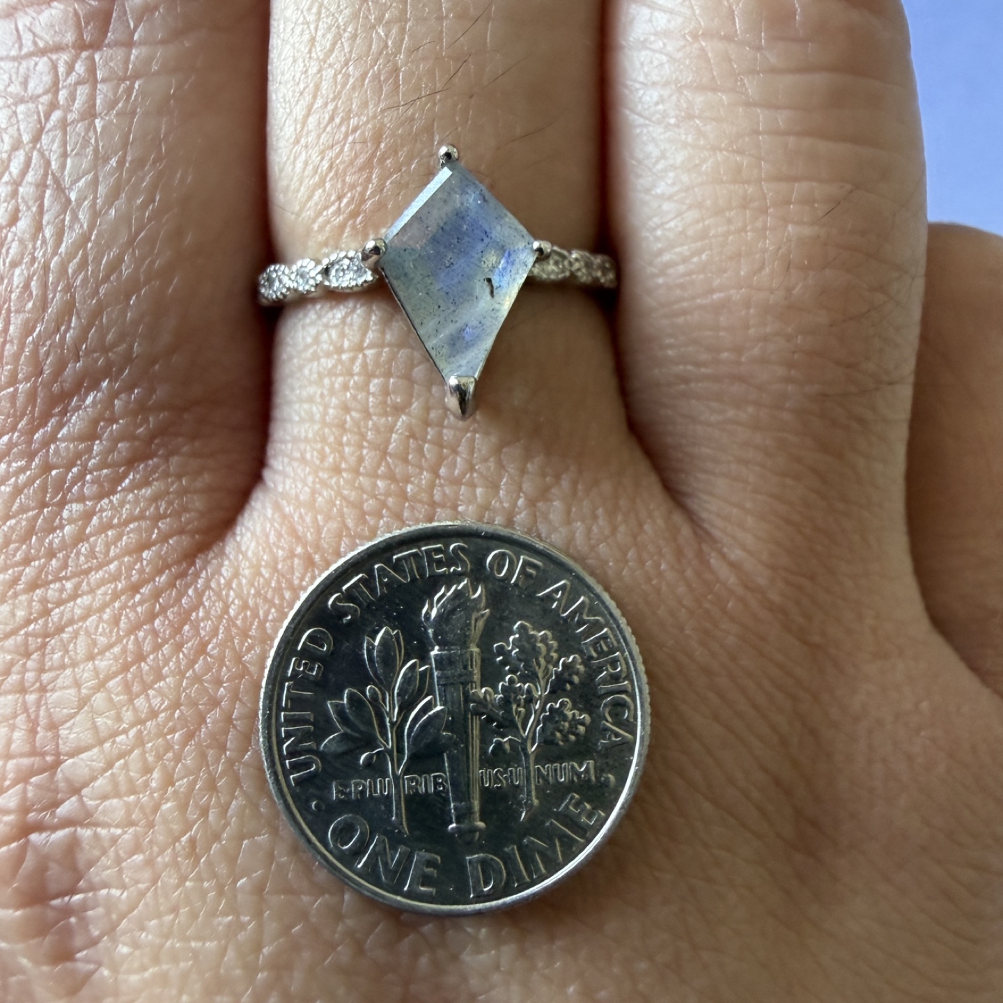Labradorite Diamond Shaped Ring - photo 3