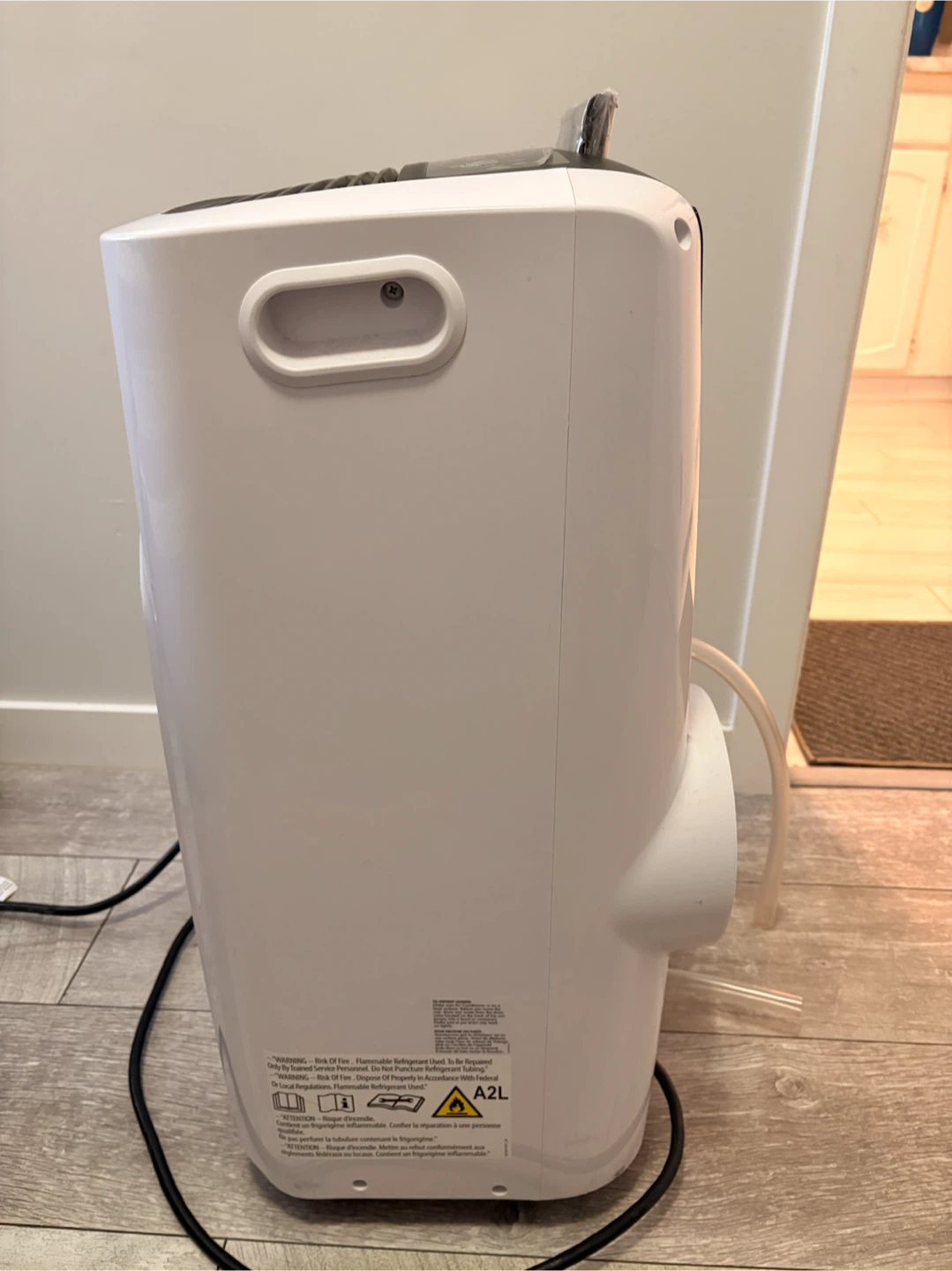DeLonghi Pinguino Portable Air Conditioner - photo 5