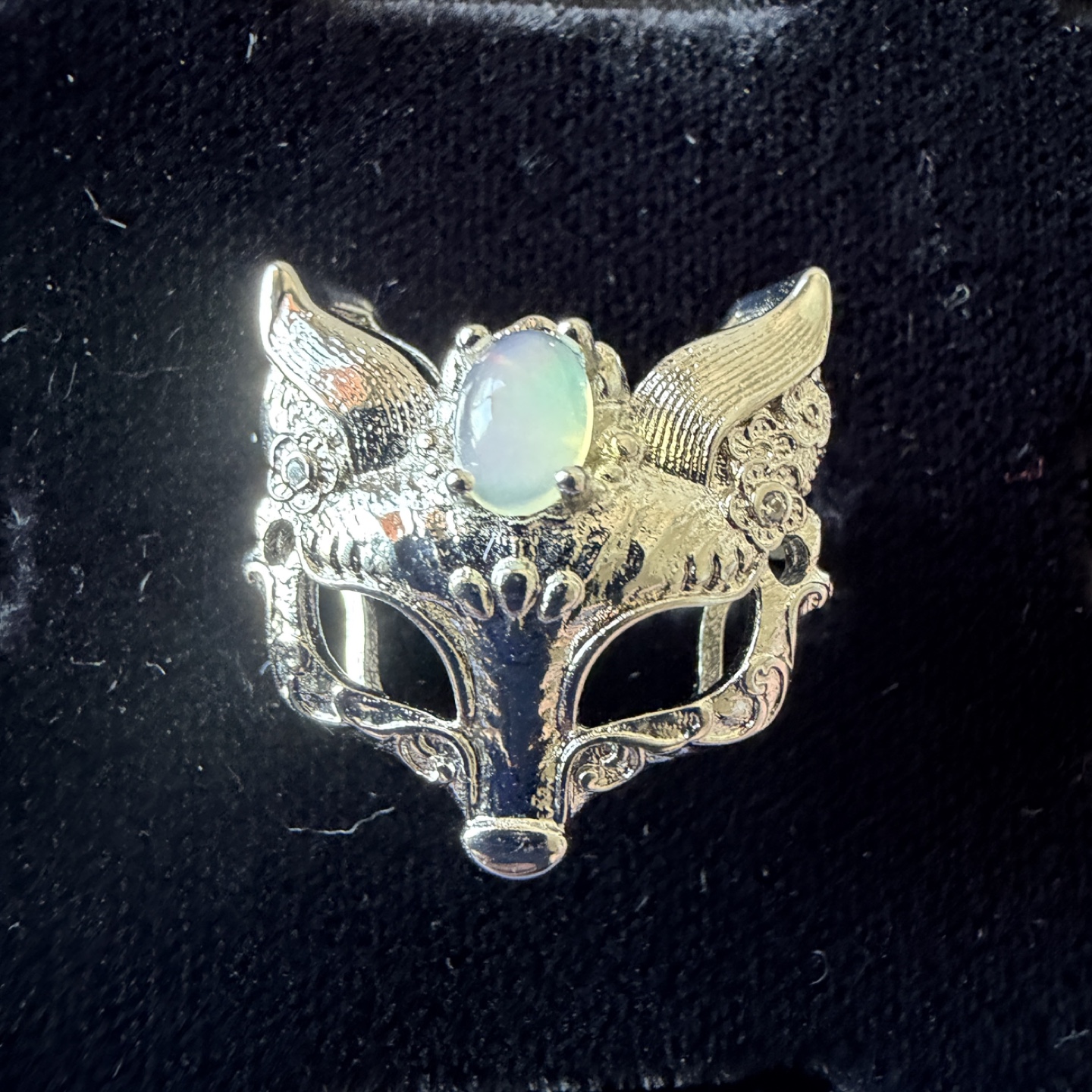 Silver Fox Mask Ring with Opalite Stone - photo 3