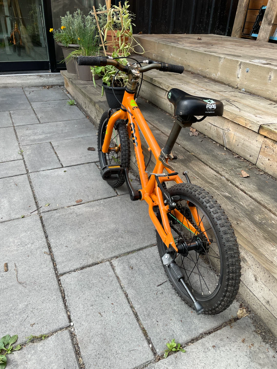 Frog 48 Kids Bike (16 inch wheels). Very good condition, orange. - photo 2