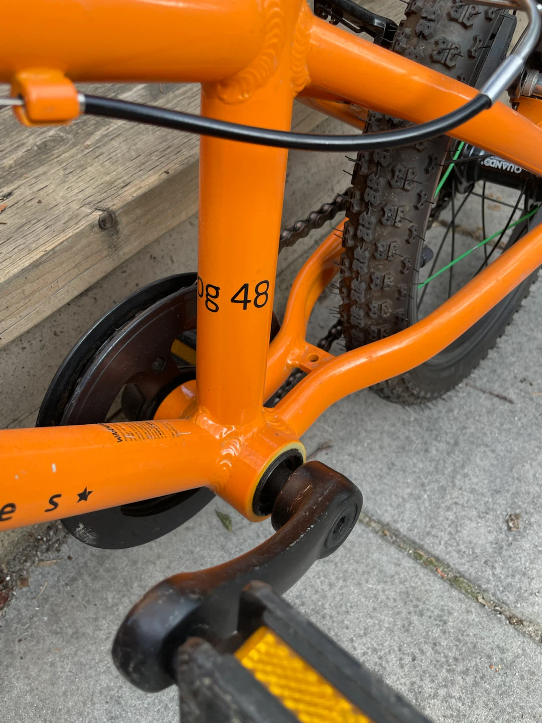 Frog 48 Kids Bike (16 inch wheels). Very good condition, orange. - photo 4