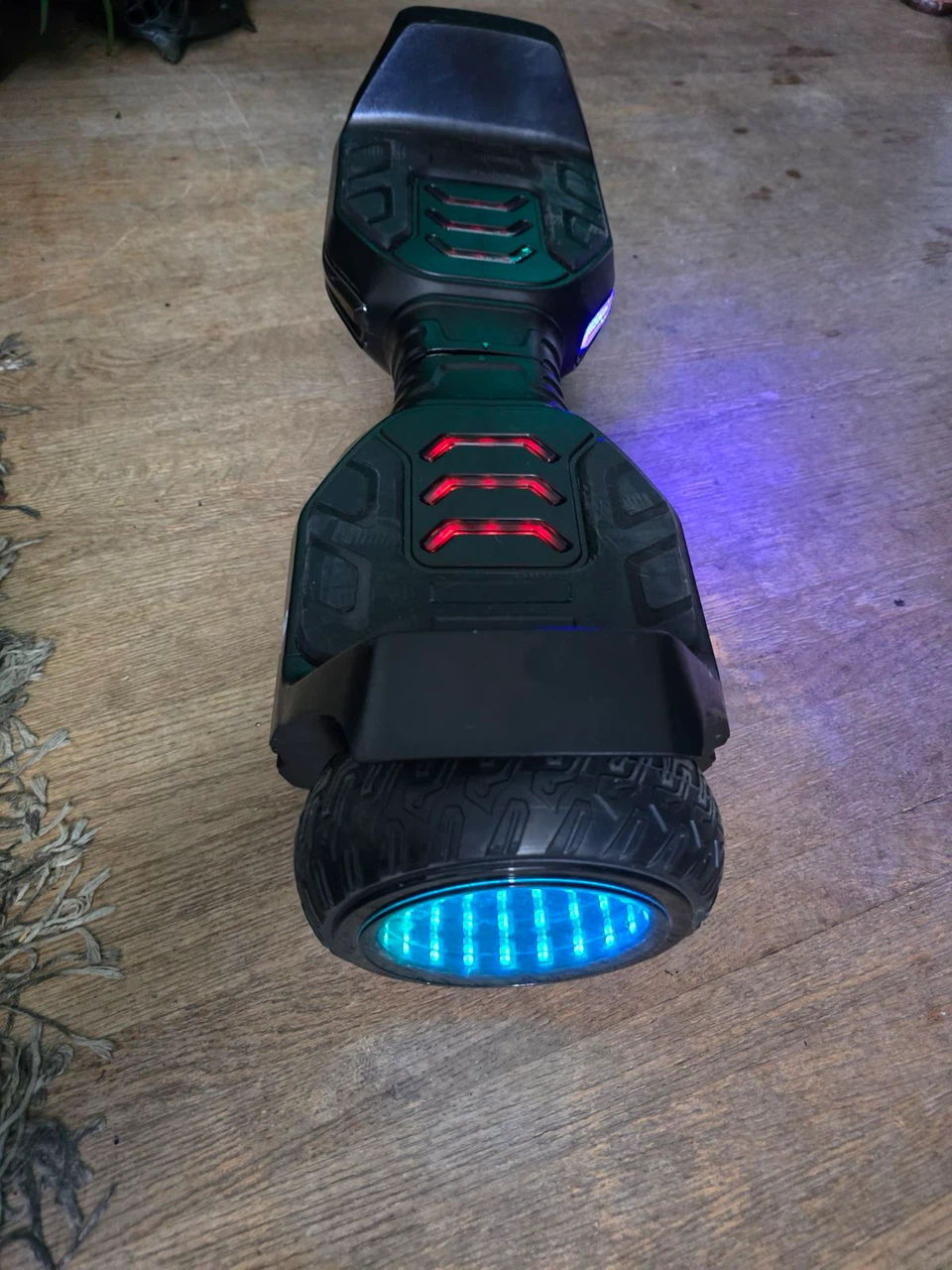 Gravity Hoverboard with LED Lights - photo 3