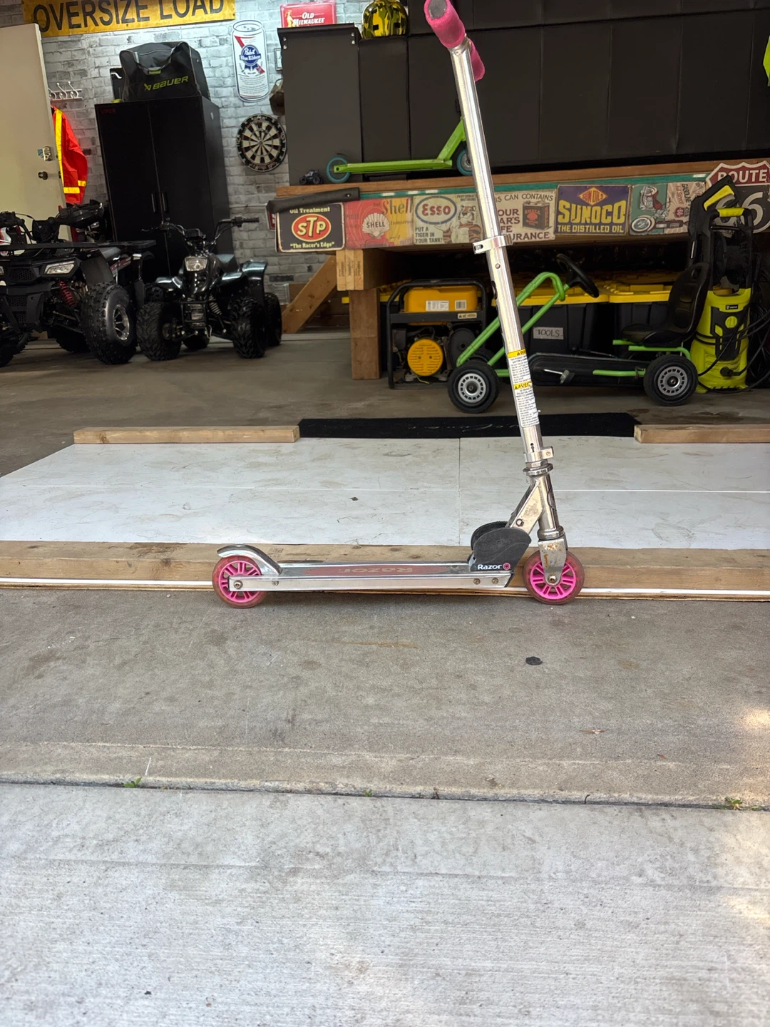 Blue and pink kids razor scooters - photo 2