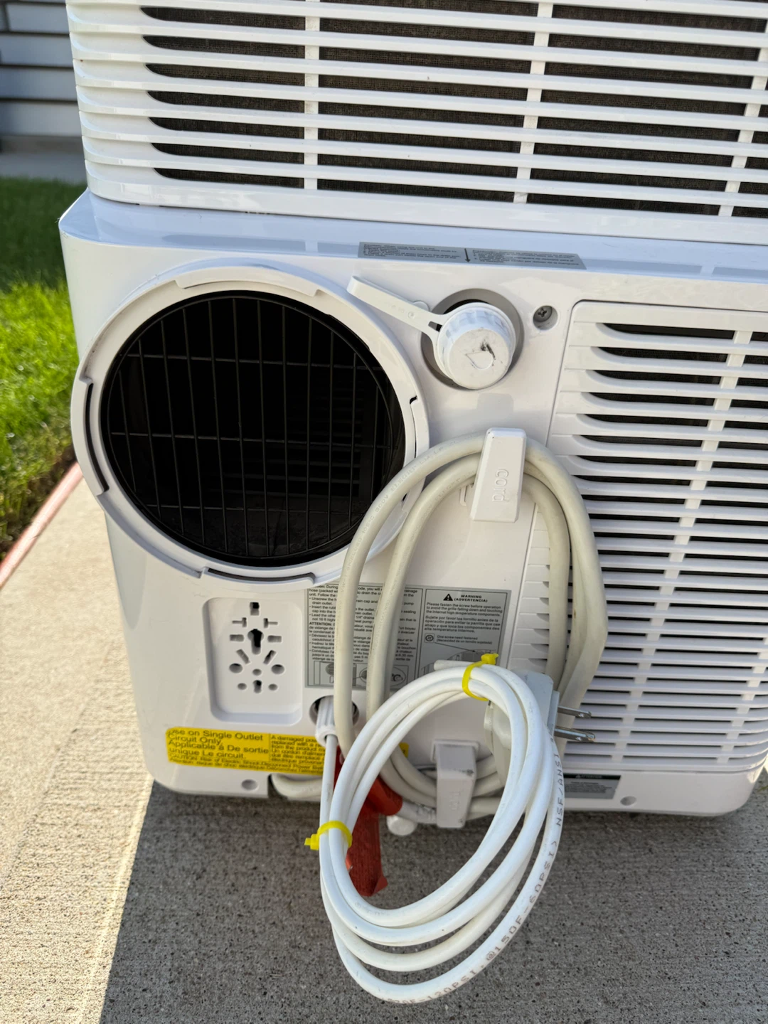 13,000 btus Portable Air Conditioner. $250.00 or best offer - photo 4