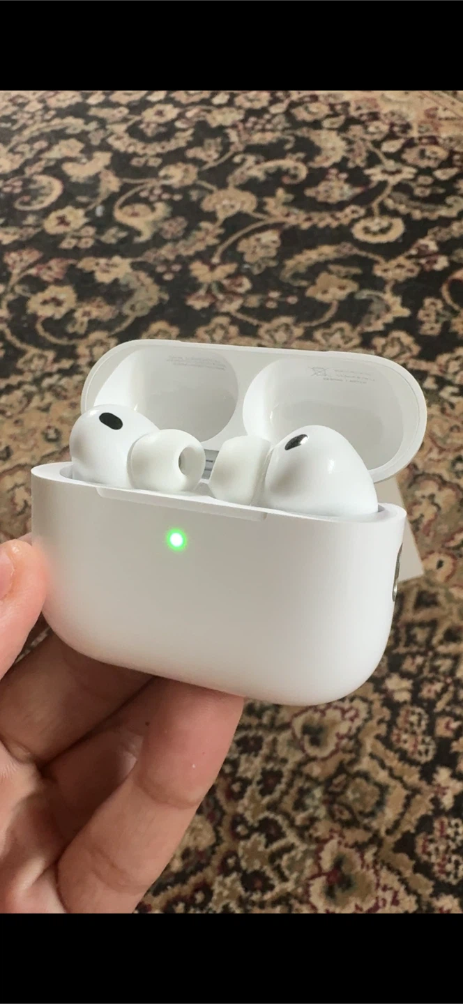 Apple AirPods Pro (2nd Generation) Wireless Earbuds - photo 2