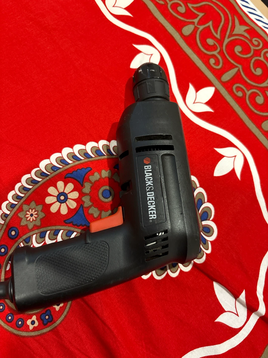 BLACK+DECKER Corded Drill