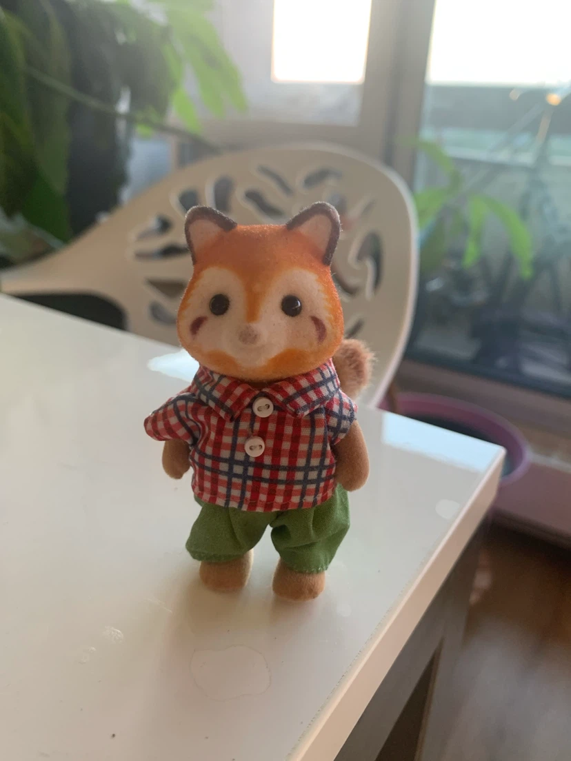 Calico Critters/ Sylvanian family Fox Family Figure