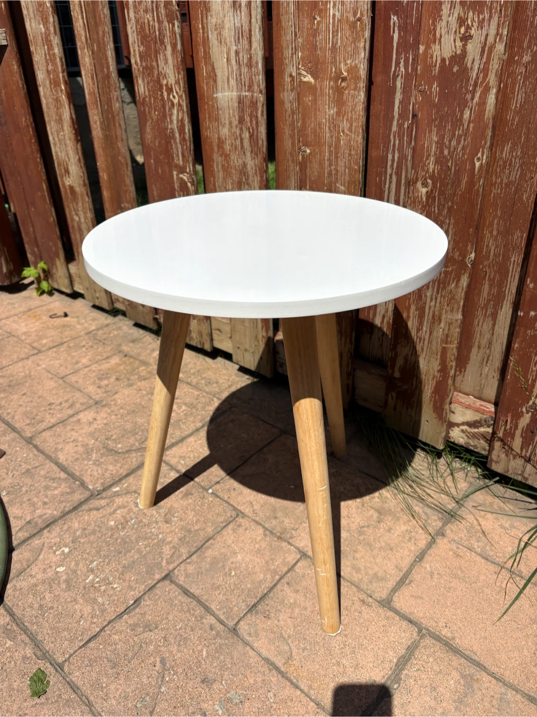 White Round Side Table with Wooden Legs