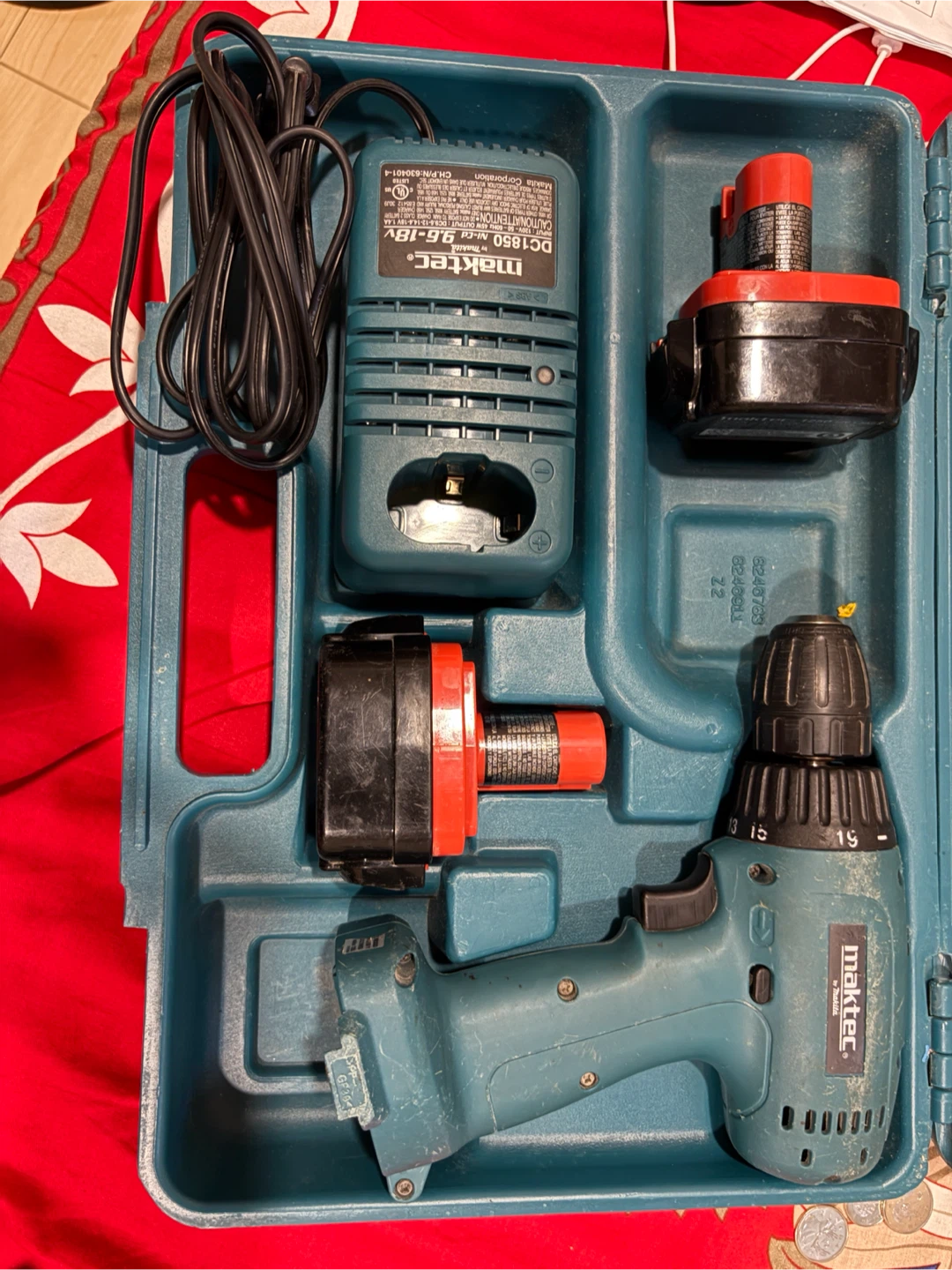 Makita Cordless Drill Set with Charger and Batteries