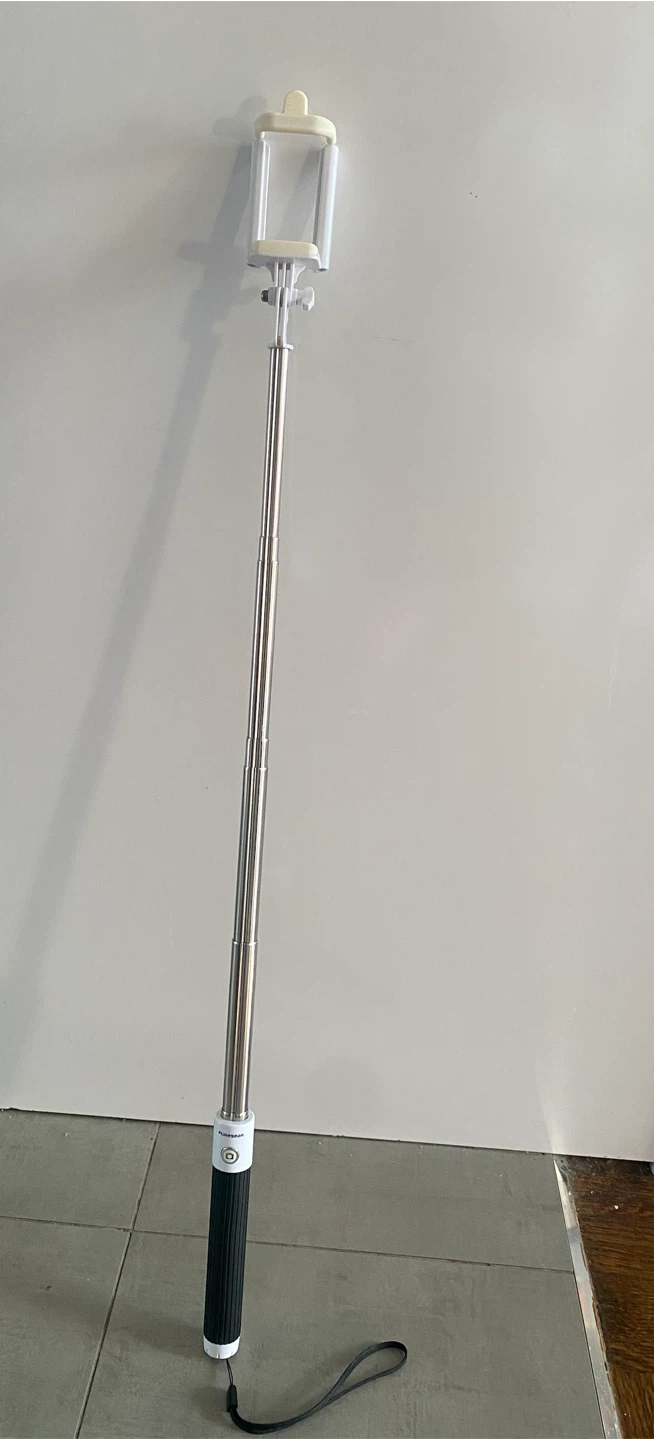 PureGear Bluetooth Selfie Stick – $15 - photo 2