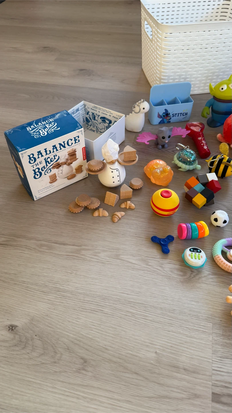 Bundle of toys! - photo 2