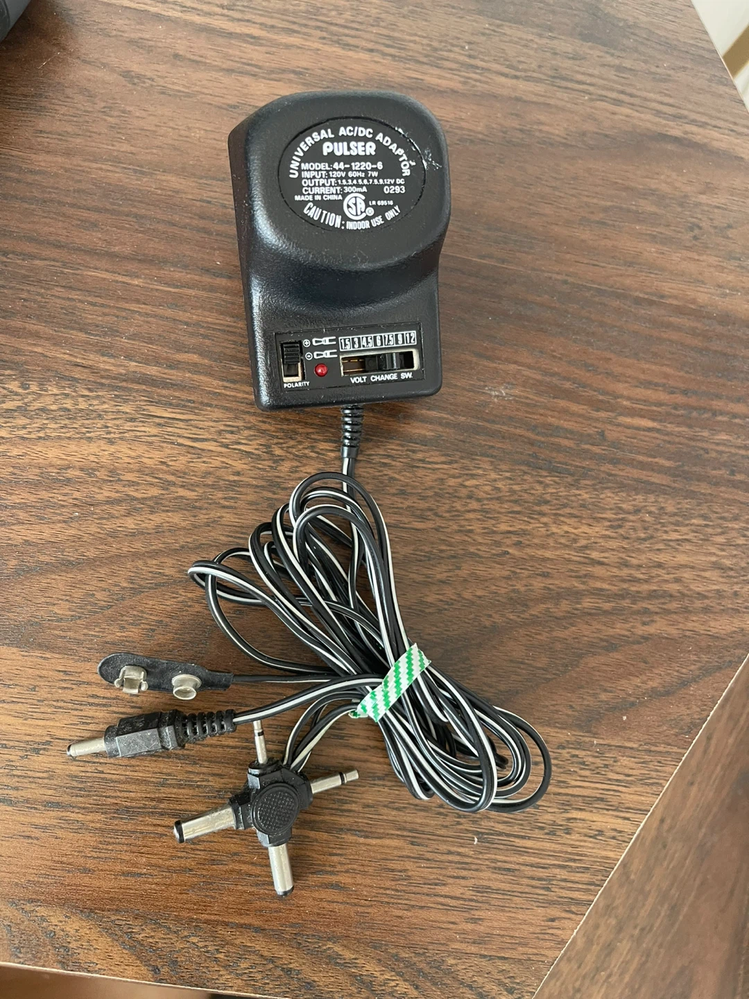 Pulser Universal AC/DC Adapter - photo 3