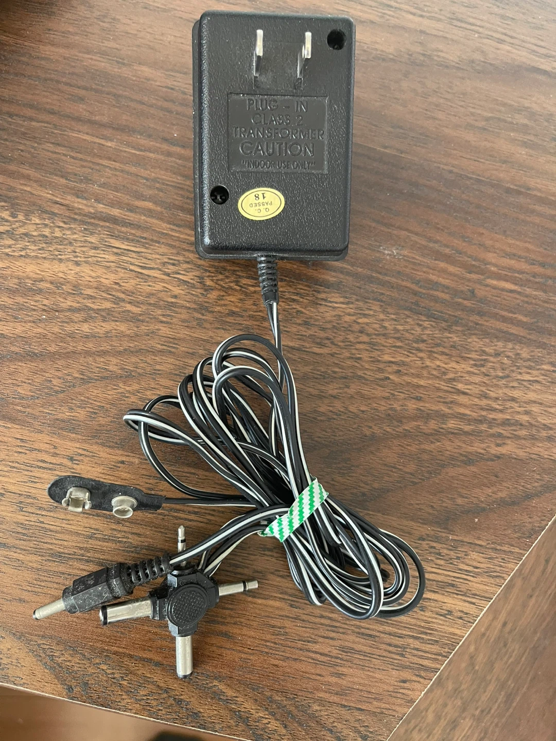 Pulser Universal AC/DC Adapter - photo 2