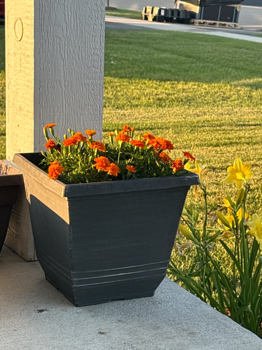 Square Planter Pot - photo 3