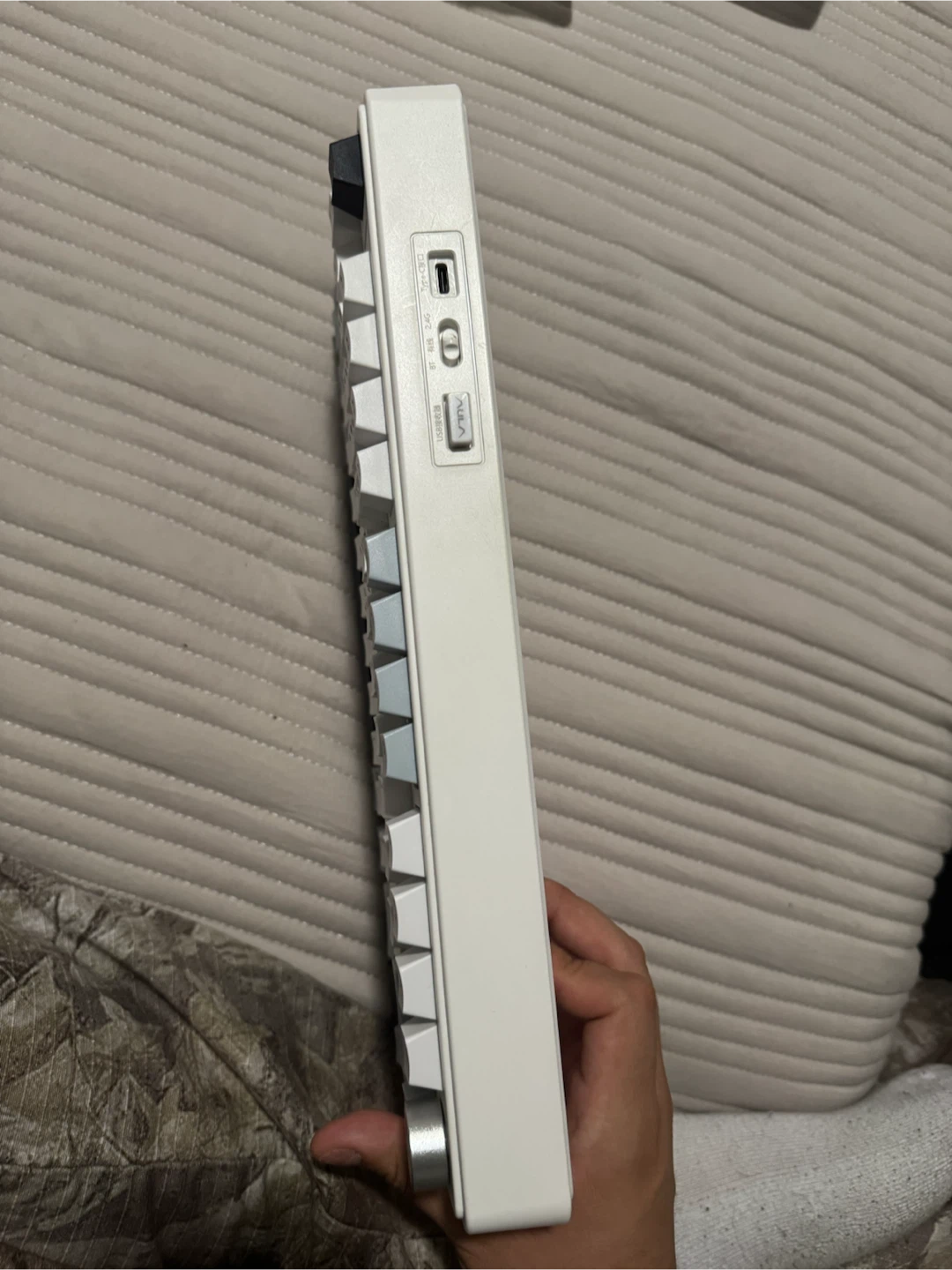 AULA F75 Wireless Mechanical Keyboard Like New - photo 2
