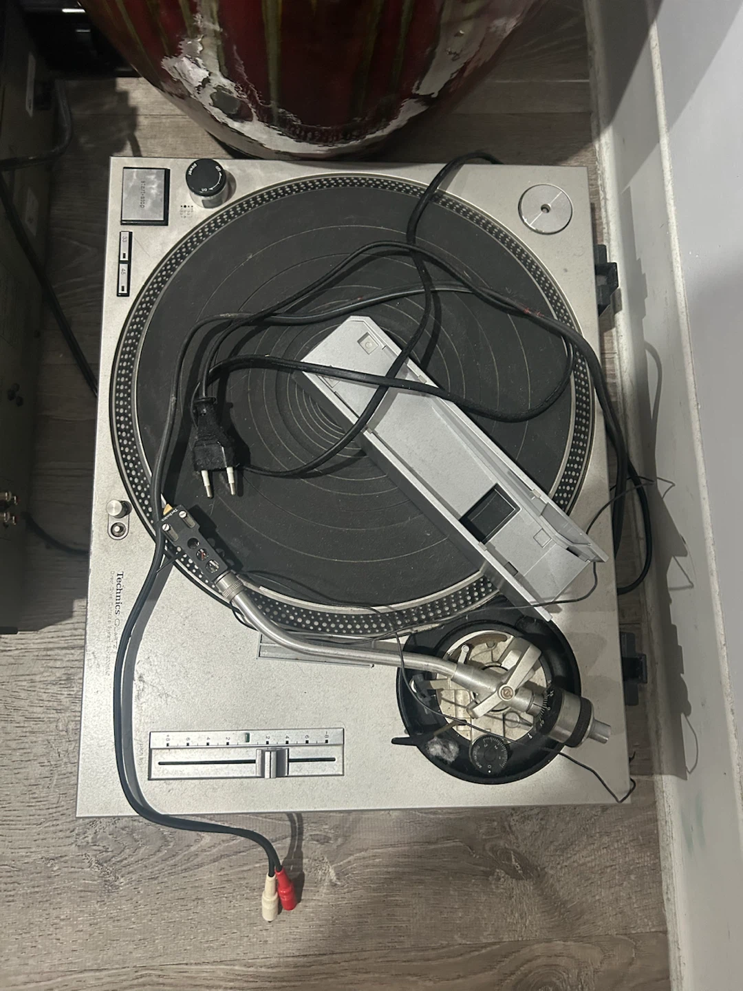 Technics SL-1200MK2 Direct Drive Turntable