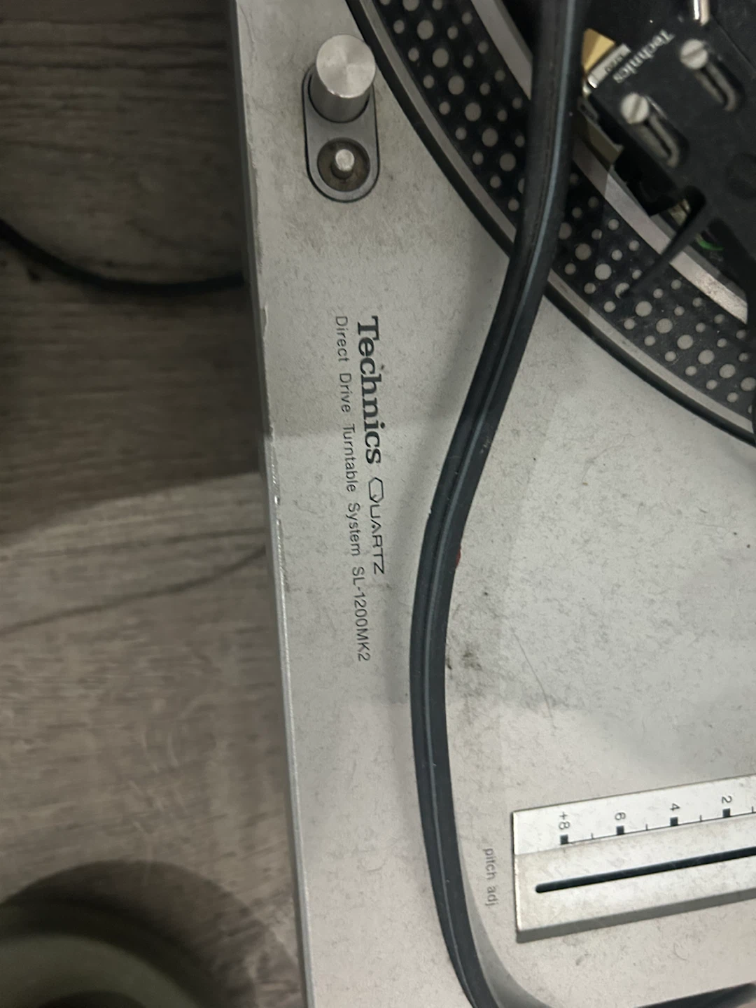 Technics SL-1200MK2 Direct Drive Turntable - photo 2