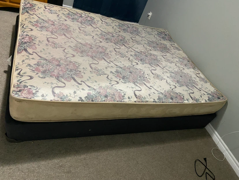Mattress with Boxspring - photo 2