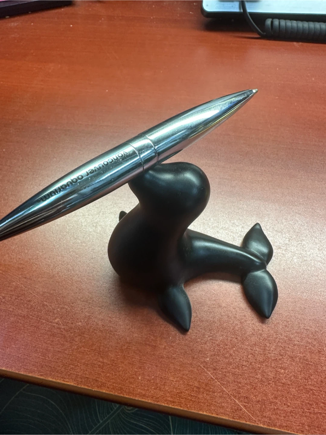 Vancouver Aquarium Seal Pen Holder - photo 3