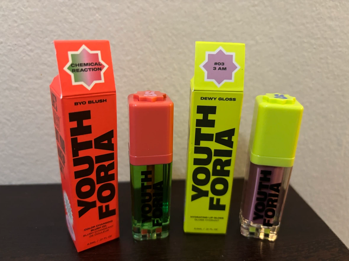 NEW-Lot of 2-Youthforia BYO Blush and Dewy Gloss
