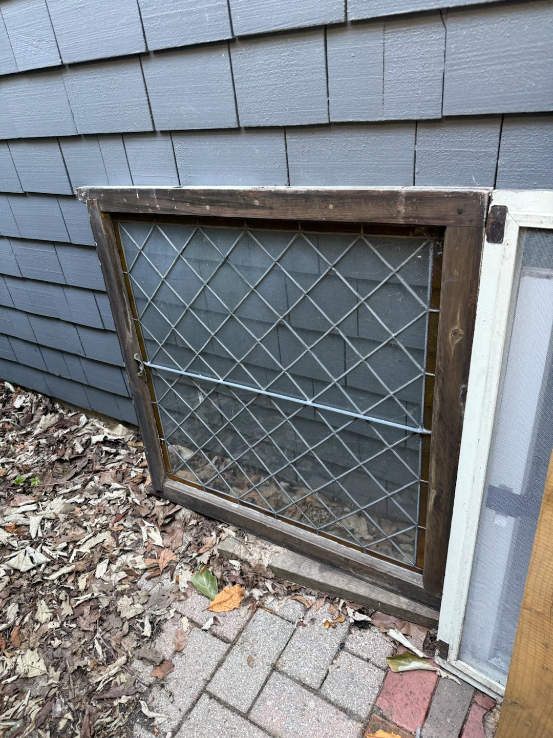 Vintage Diamond Grille Window