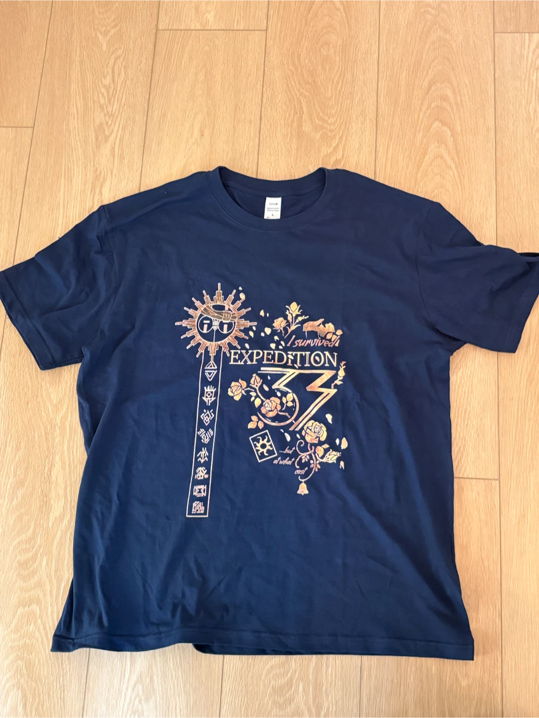 NEW large unisex Clair obscur expedition 33 T-Shirt - photo 2