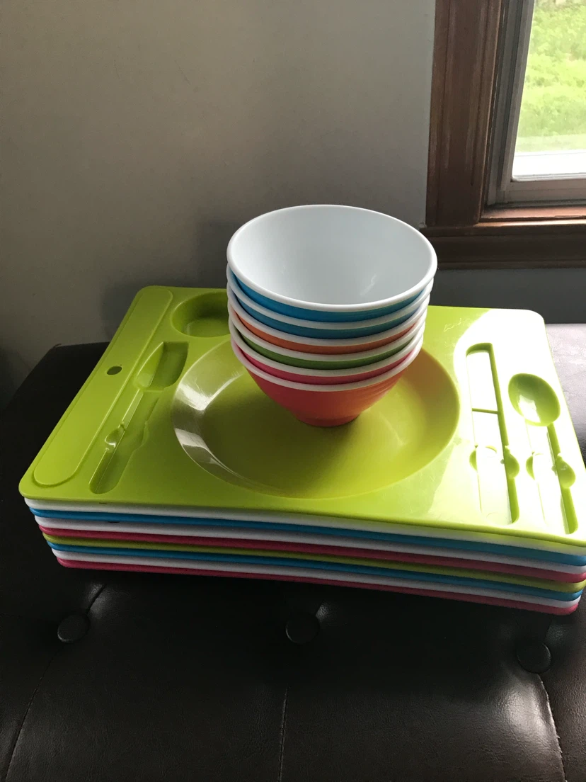 Kids' Reusable Picnic Plates and Bowls Set - photo 2