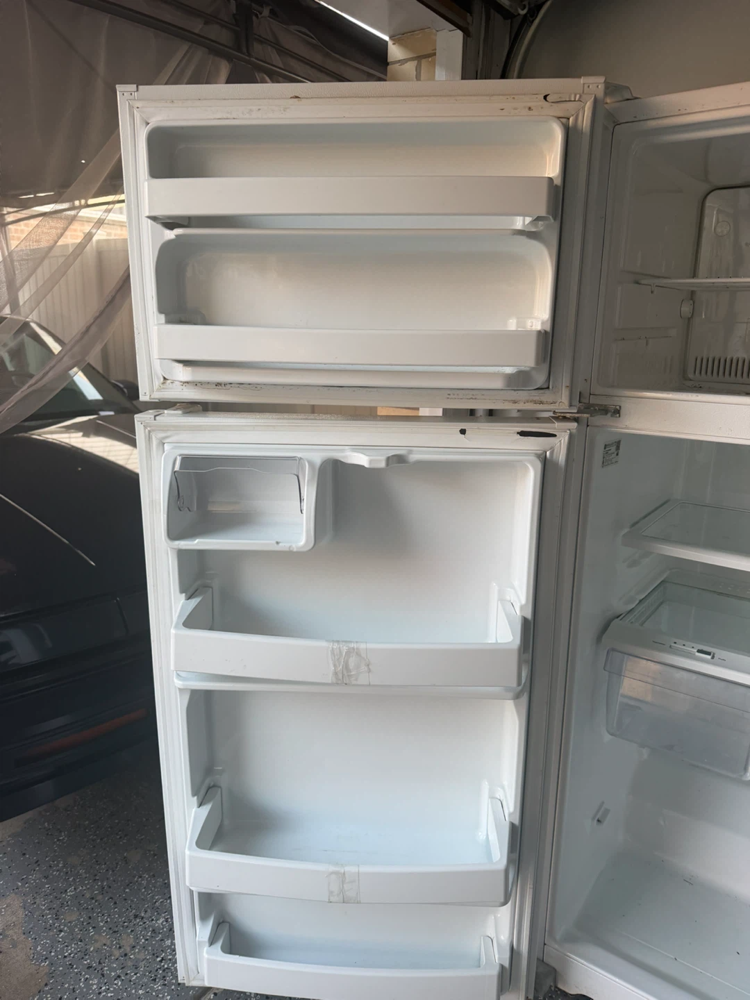 GE Refrigerator - photo 2