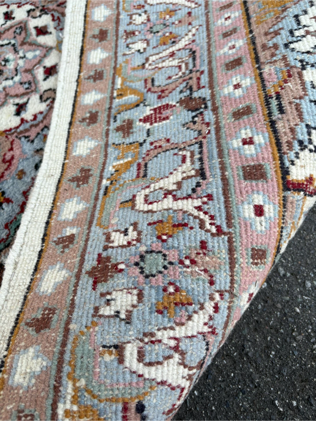 Persian Style  Wool Area Rug - photo 3