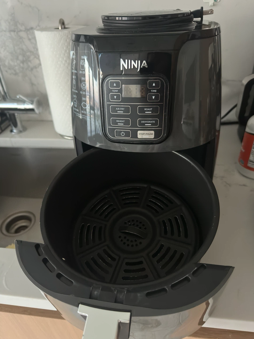 Ninja Air Fryer - photo 2