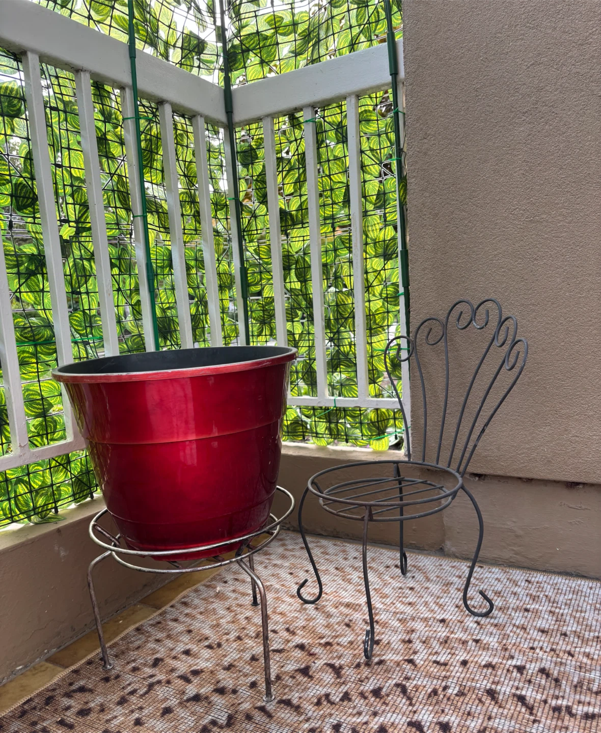 Set of 2 Decorative Metal Plant Stands - photo 2