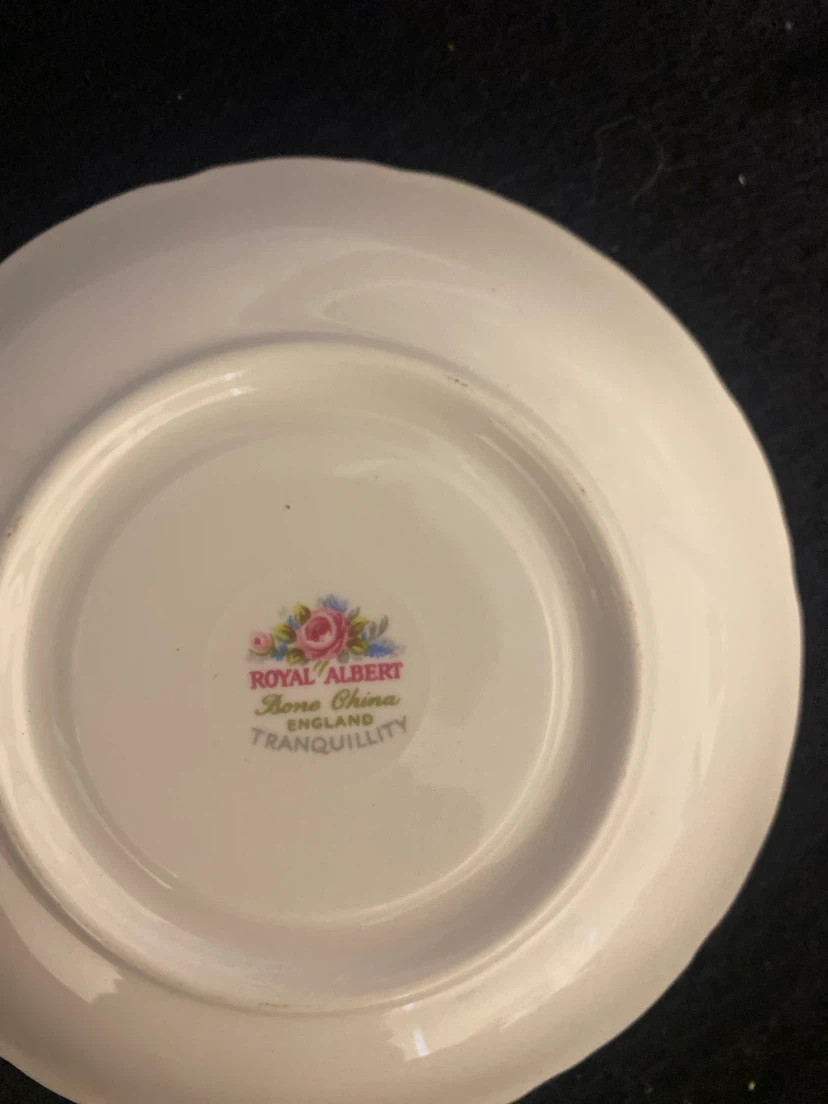 Royal Albert Tranquillity Bone China Saucers (Set of 10) - photo 3