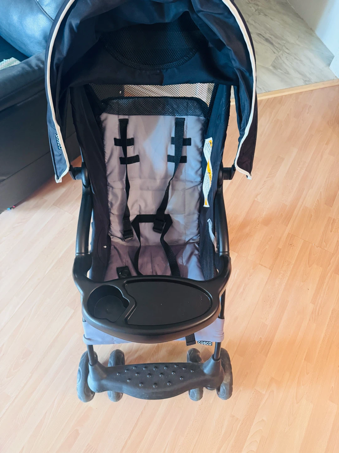 Cosco Umbrella Stroller - photo 2